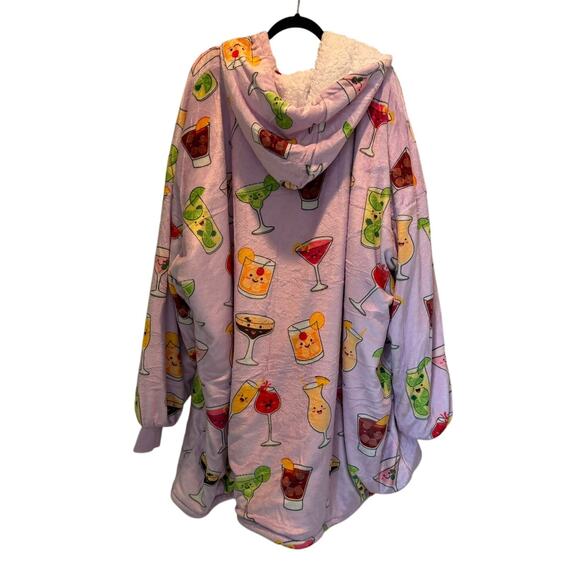 The Oodie Hooded Wearable Blanket Lilac Cocktail Themed Pattern One Size Drinks - Picture 3 of 8